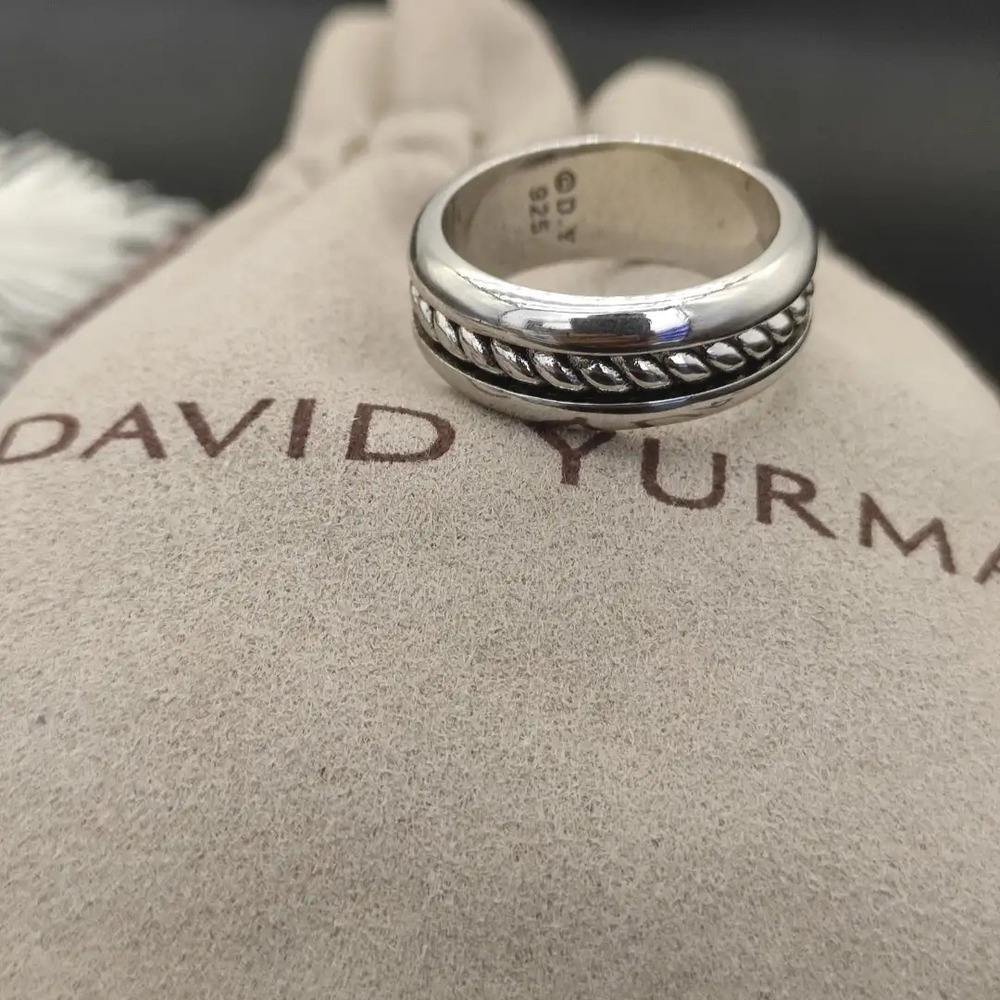 David Yurman Plain Button Ring - Picture 3 of 8